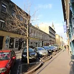 Kiraly Street Apartments