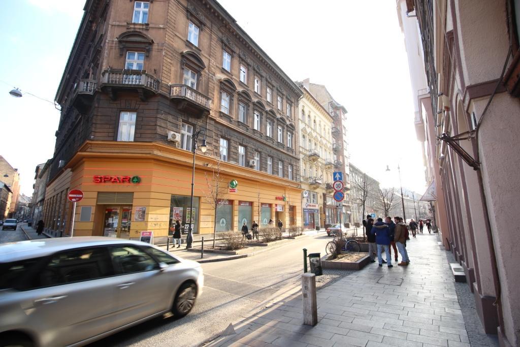 Kiraly Street *