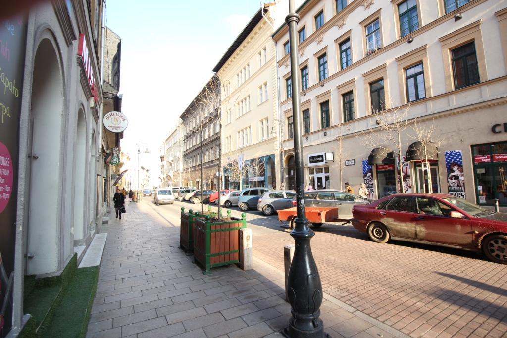 Kiraly Street Apartamento *
